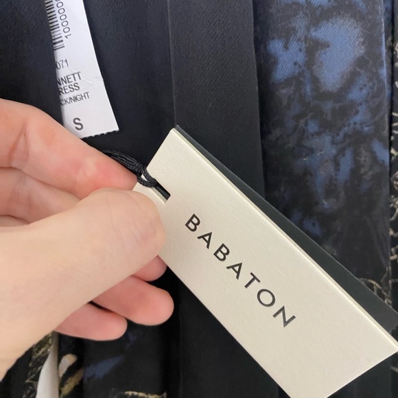 Aritzia 100% silk Babaton Black Silk Bennett Dress, long sleeve dress - Picture 5 of 7